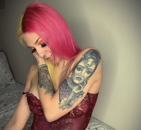 Gigisleek feet onlyfans