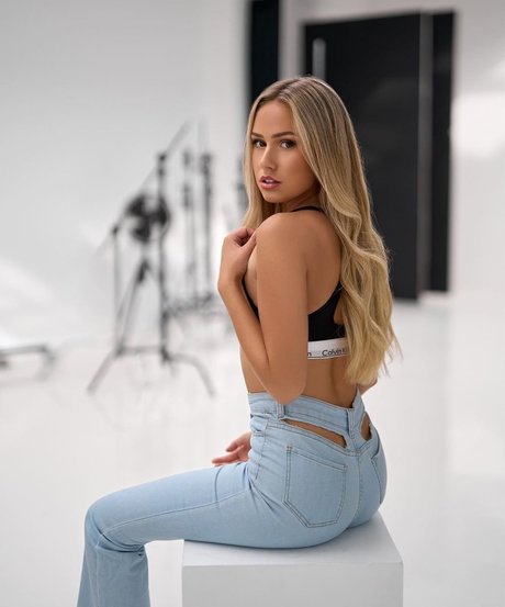 lifewithaliina only fans