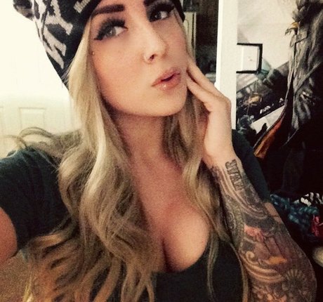 SJ Valenz onlyfans free