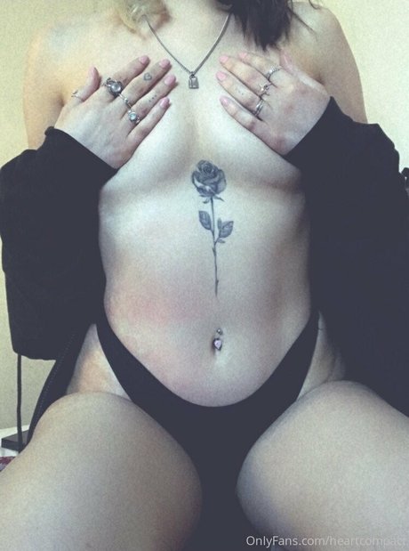 heartcompact onlyfans x
