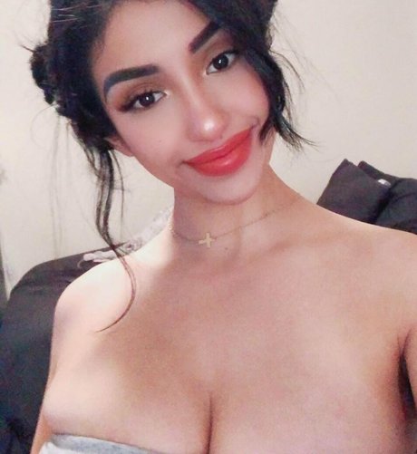 Alexandra Nicole onlyfans content