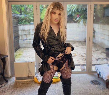 Kitty Devine onlyfans nudes leak