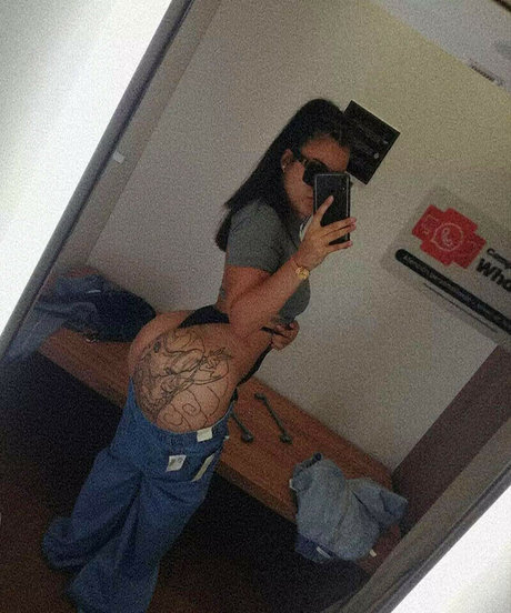 Selene Velazquez onlyfans free