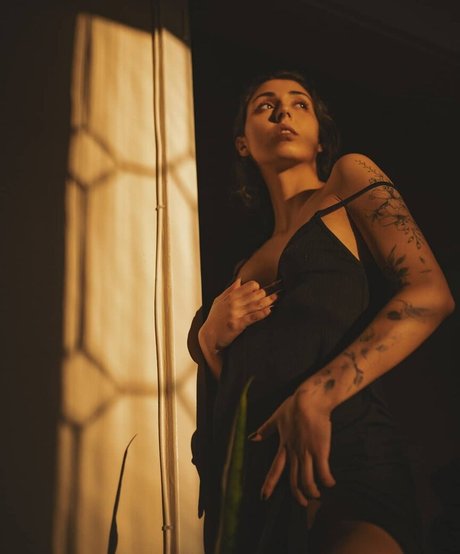 _naissance onlyfans sexy