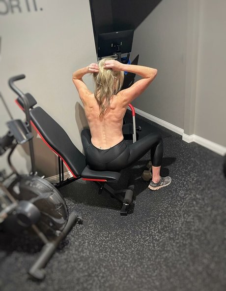 tallgirlalli onlyfans porn leaks