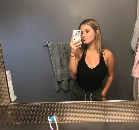 Paige F onlyfans porn leak