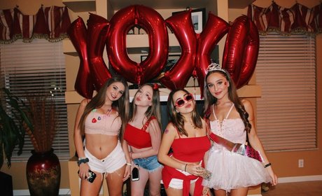 bisexual couple onlyfans nudes archive