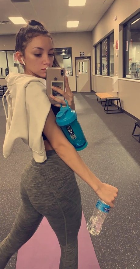 Mary Kaylaficial onlyfans tits