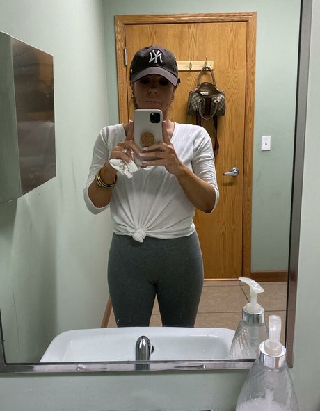 mariefromtheblock1 onlyfans leaked pictures