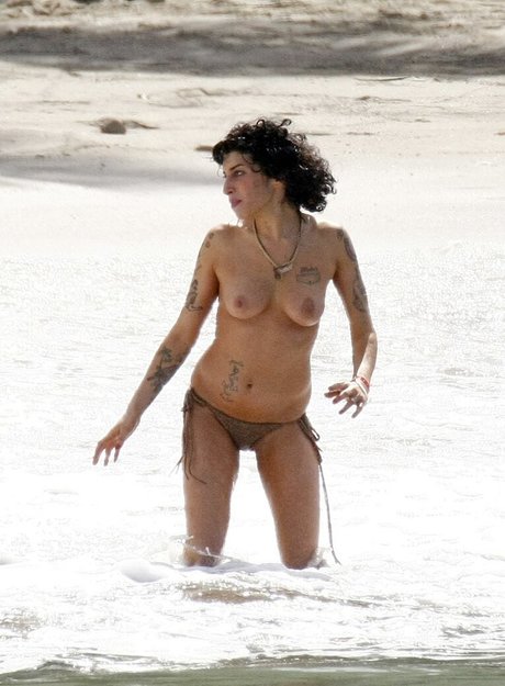 Amy Winehouse fans only