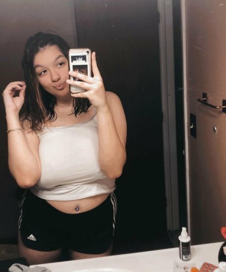 Shayla Ceccardi onlyfans nude tits