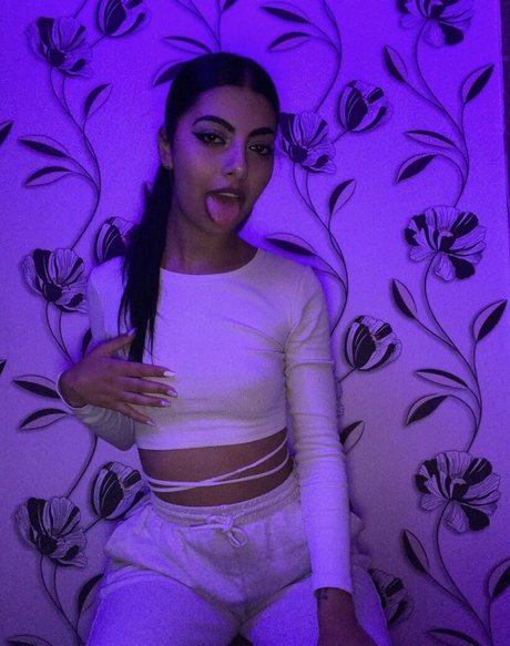 alecsandraa a free only fans