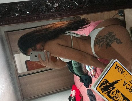 Wuritanaaa nude only fans