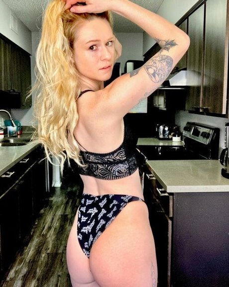 Sabine Oats onlyfans naked leak