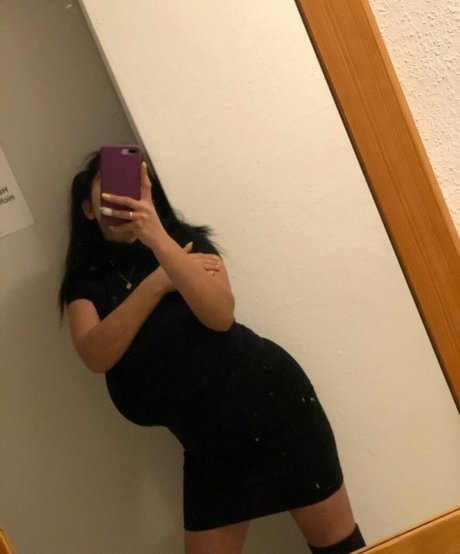 Melannia naked on onlyfans