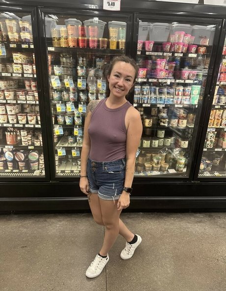 Xxxkhloekarter onlyfans post