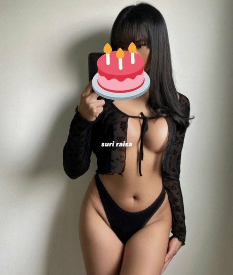 Suri Raisa nude onlyfans