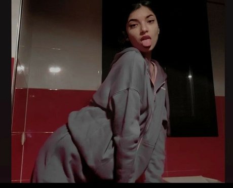 Blackamber51 onlyfans leakd