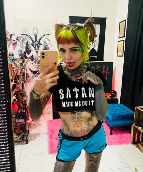 Mari Zombie xxx onlyfans