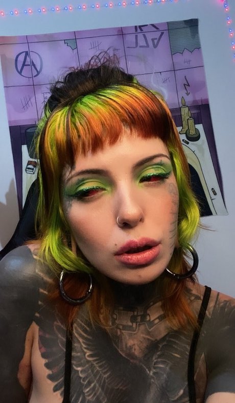 Mari Zombie onlyfans leak nudes