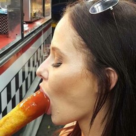 Katherine Lameree onlyfans posts