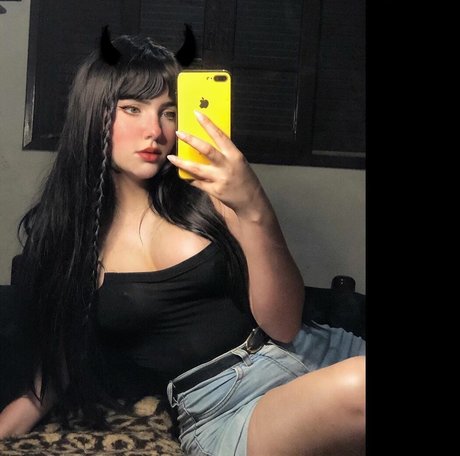 Leticia Meira onlyfans nude