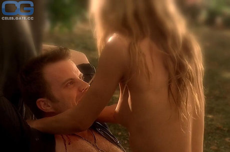 Anna Paquin onlyfans nude photos