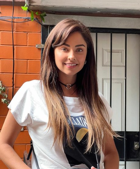 Claudia Martin onlyfans leaks