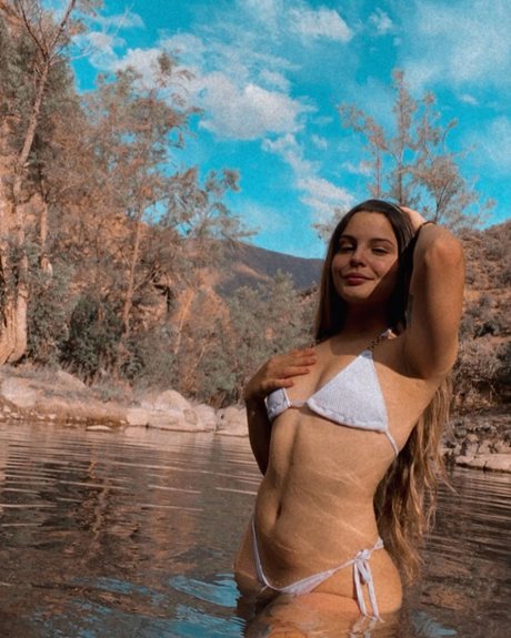 Luz Celina Cervo onlyfans nude leaks