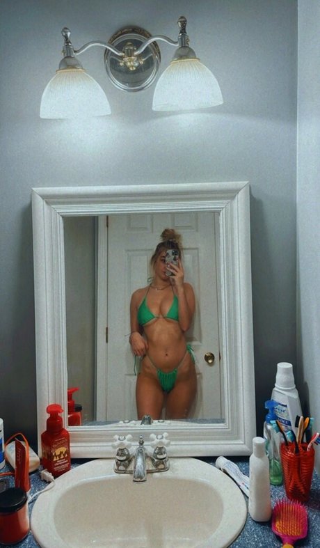 HayMartinn onlyfans nude tits