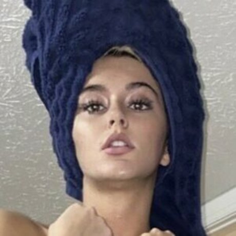 Lindsey Blakr Jennings sex onlyfans