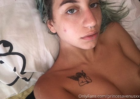 Princesa Venus on onlyfans