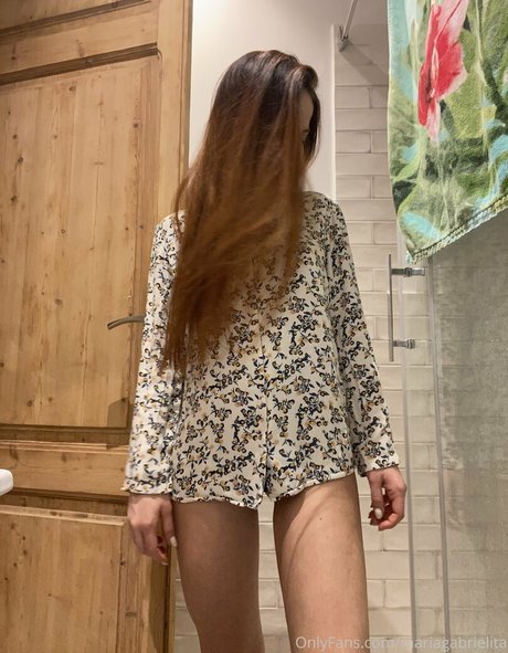 Maria Gabrielita onlyfans leaked tits