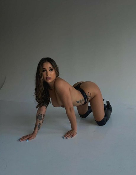 Bonnie Humps onlyfans nude pics