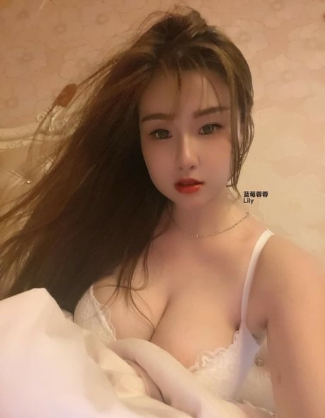 Lanmeirongrong onlyfans xx