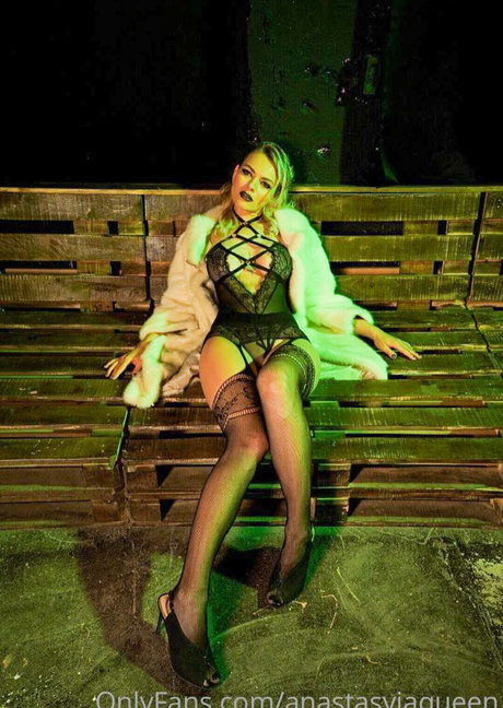 Anastasyia Zaharova onlyfans model photos