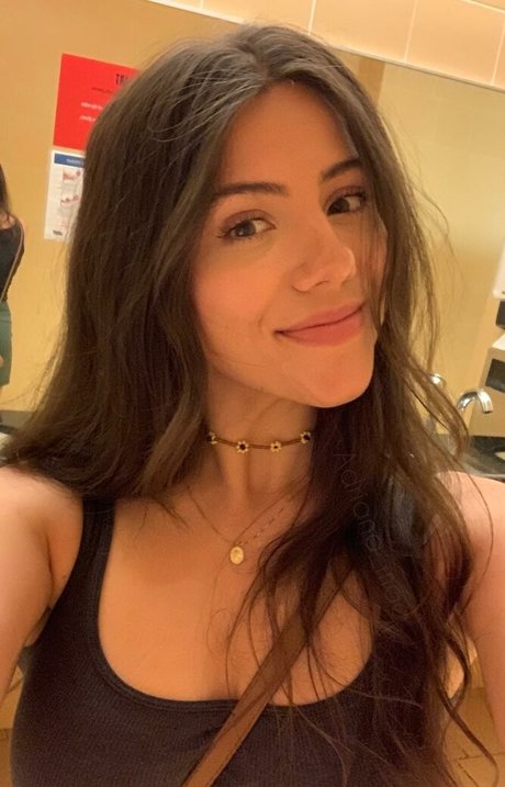 Adriana Mae onlyfans content leaked