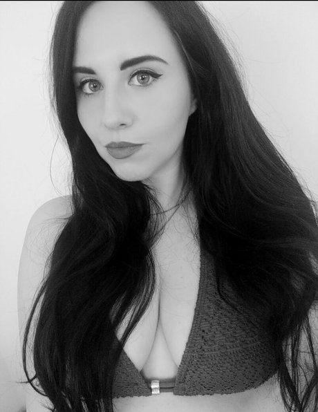 Louise daniellex nude onlyfans pics