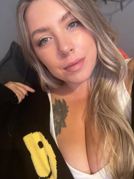 cuteandspooky onlyfans nude