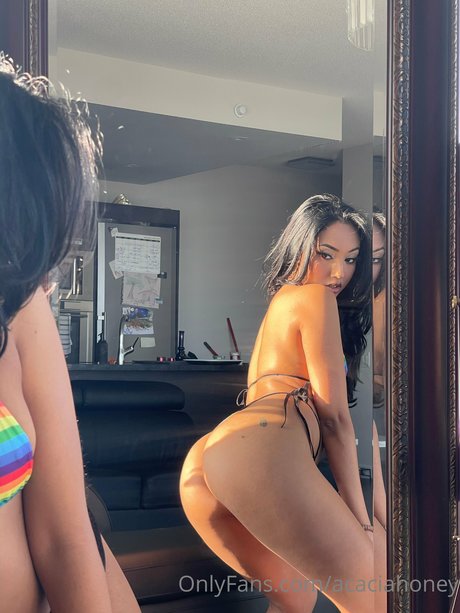 Acacia Henley nude leak onlyfans