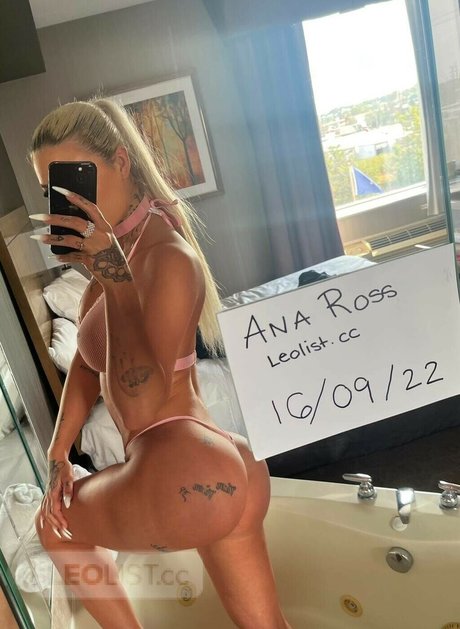 Elodie Baillargeon Roy only fans photos