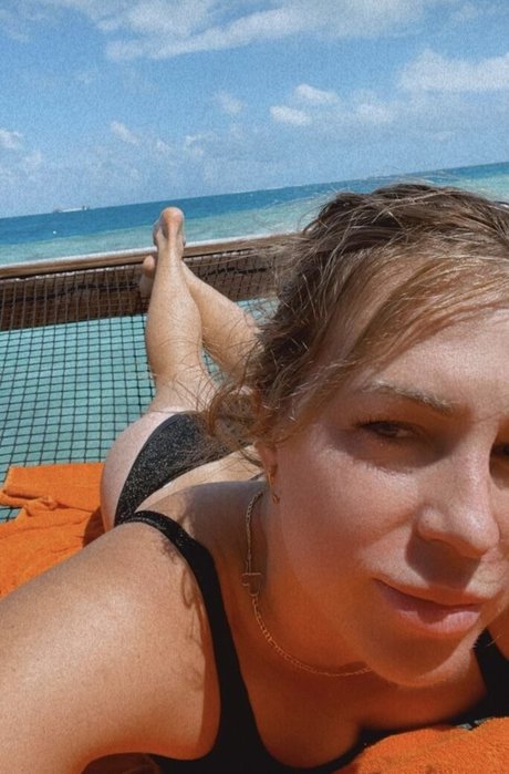 Anastasia Pavlyuchenkova Profile pic