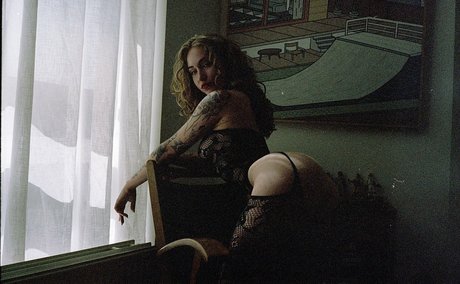 empressscarlett onlyfans images