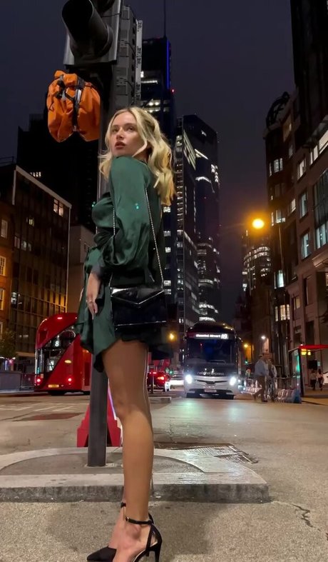 Antonia Freya Lidia nude on onlyfans