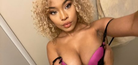 Karisa ccc onlyfans strip