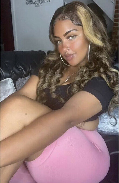 Stargirlsarah19x onlyfans star