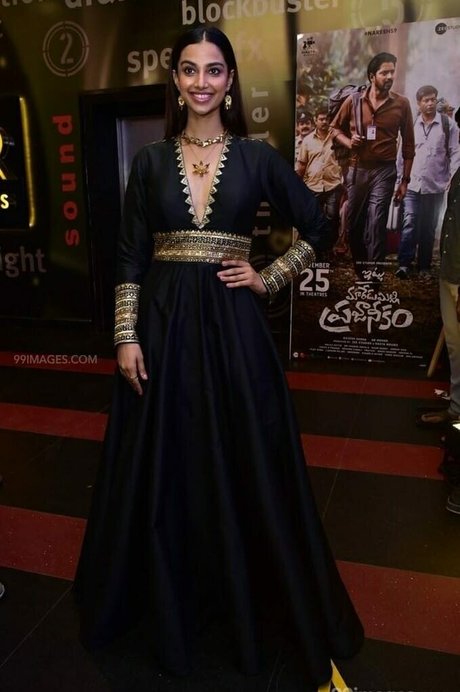 Meenakshi Chaudhary Profile pic