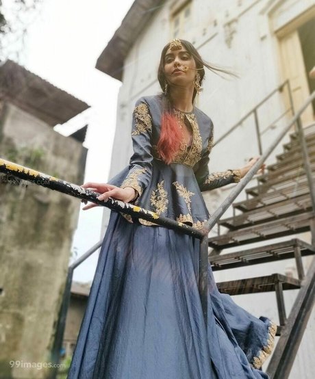 Adah Sharma ass onlyfans