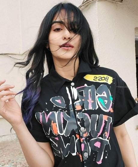 Adah Sharma onlyfans post