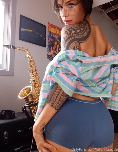 Julian Suicide only fans pics